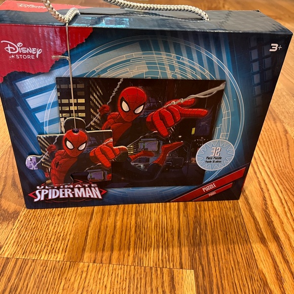 Spider-Man puzzle - Picture 2 of 3